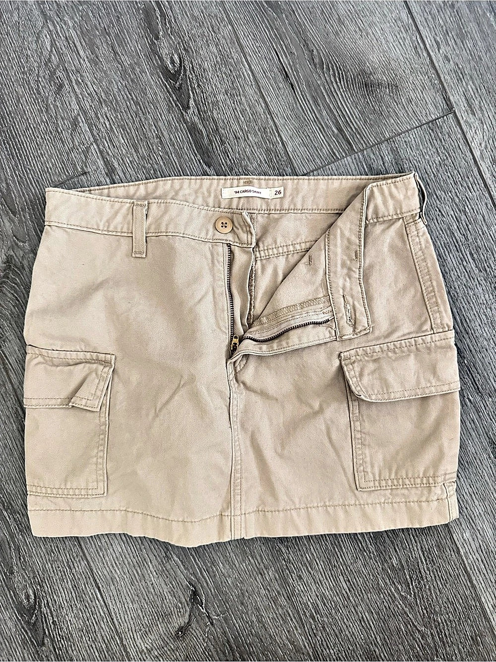 Levi '94 Cargo Skirt Cargo Mini Skirt Beige Waist 26 Like New